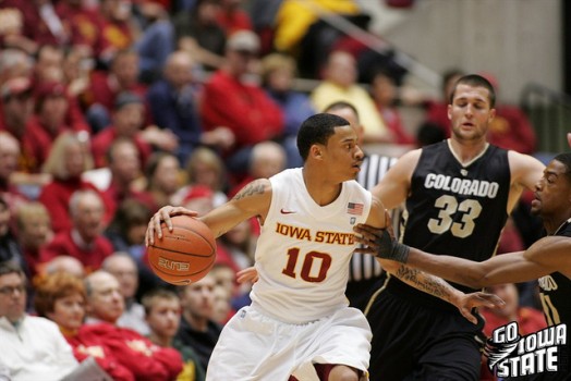 Diante Garrett dribbles Colorado 2011 524x350