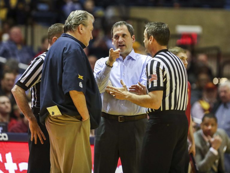 STANZ: This is a broken basketball team