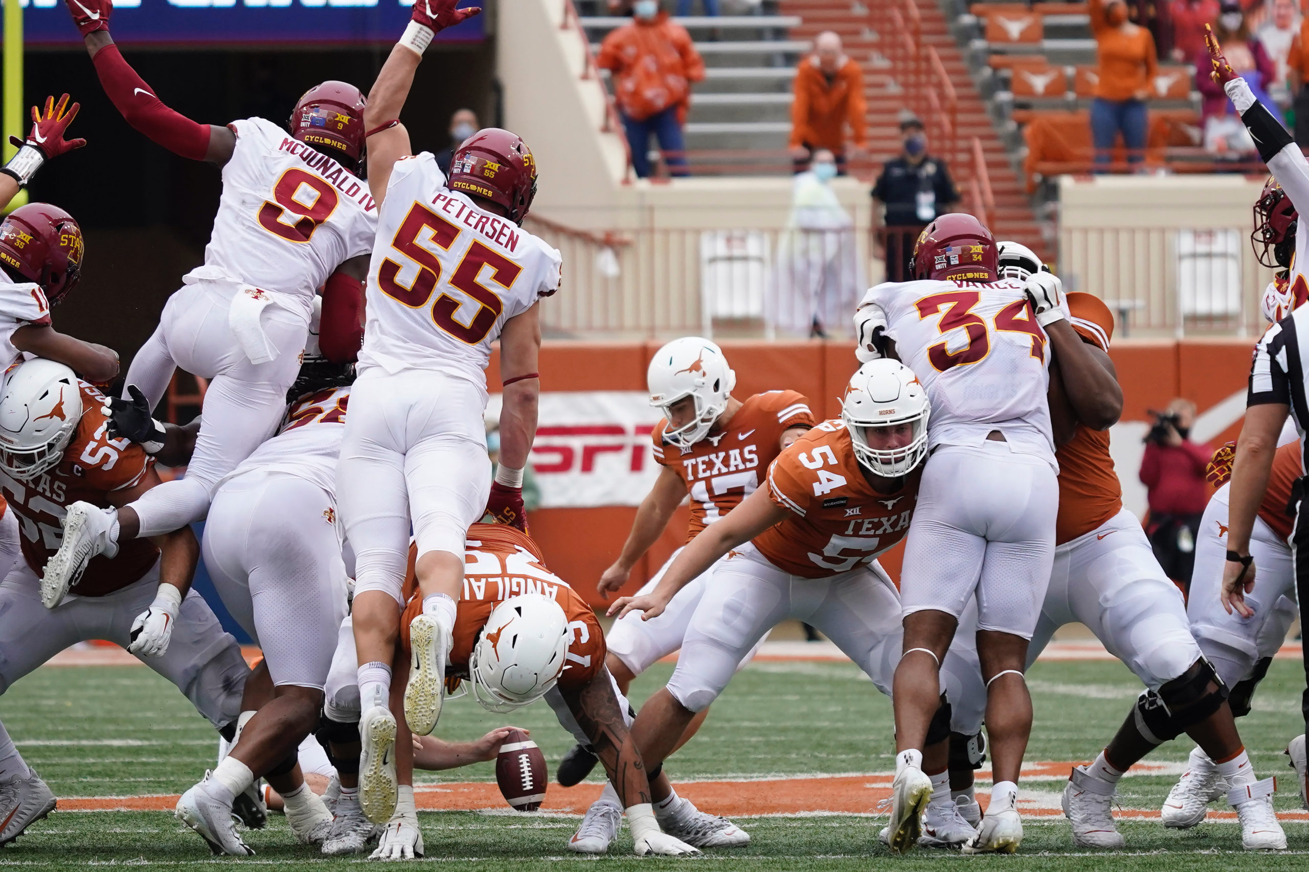 cyclonefanatic.com