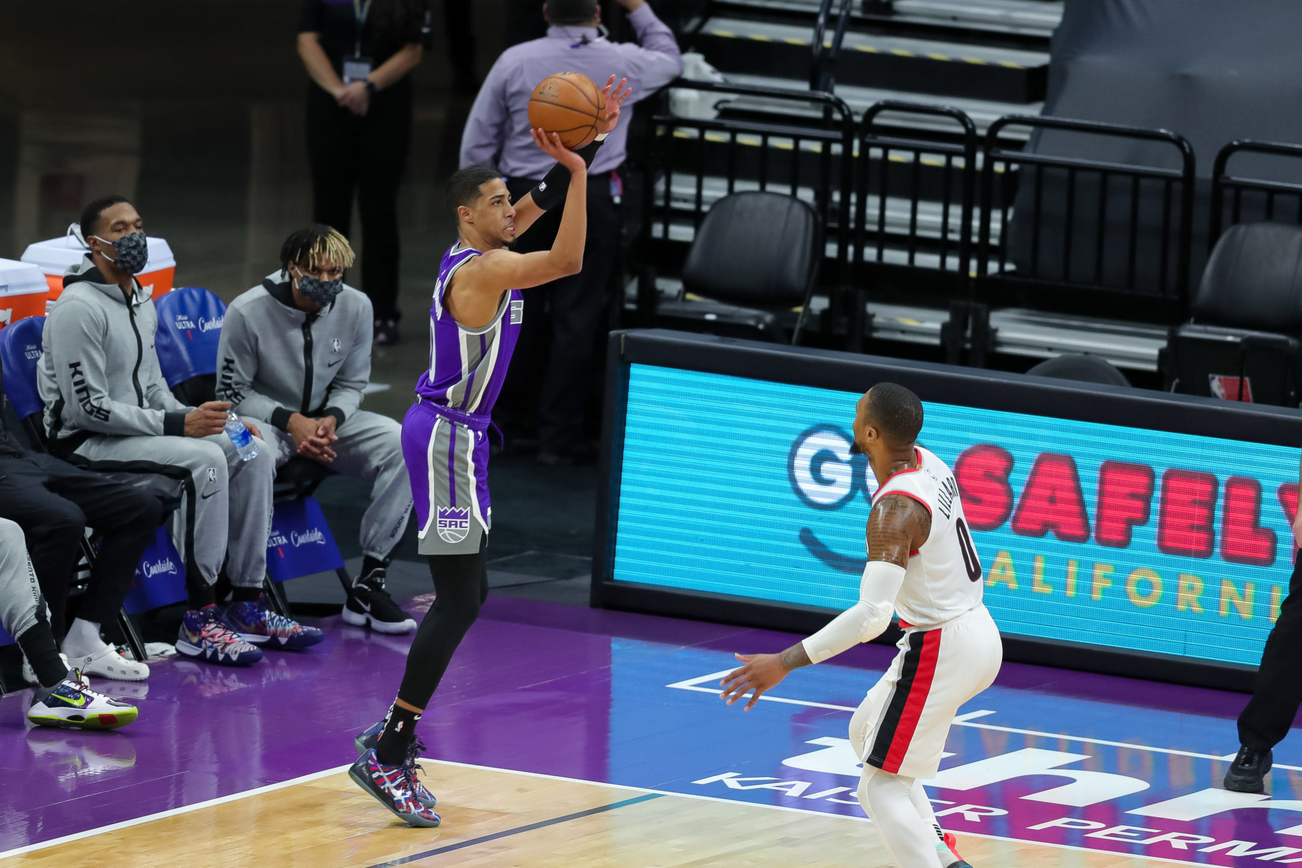 De'Aaron Fox, Tyrese Haliburton Named Players of the Week - Blazer's Edge