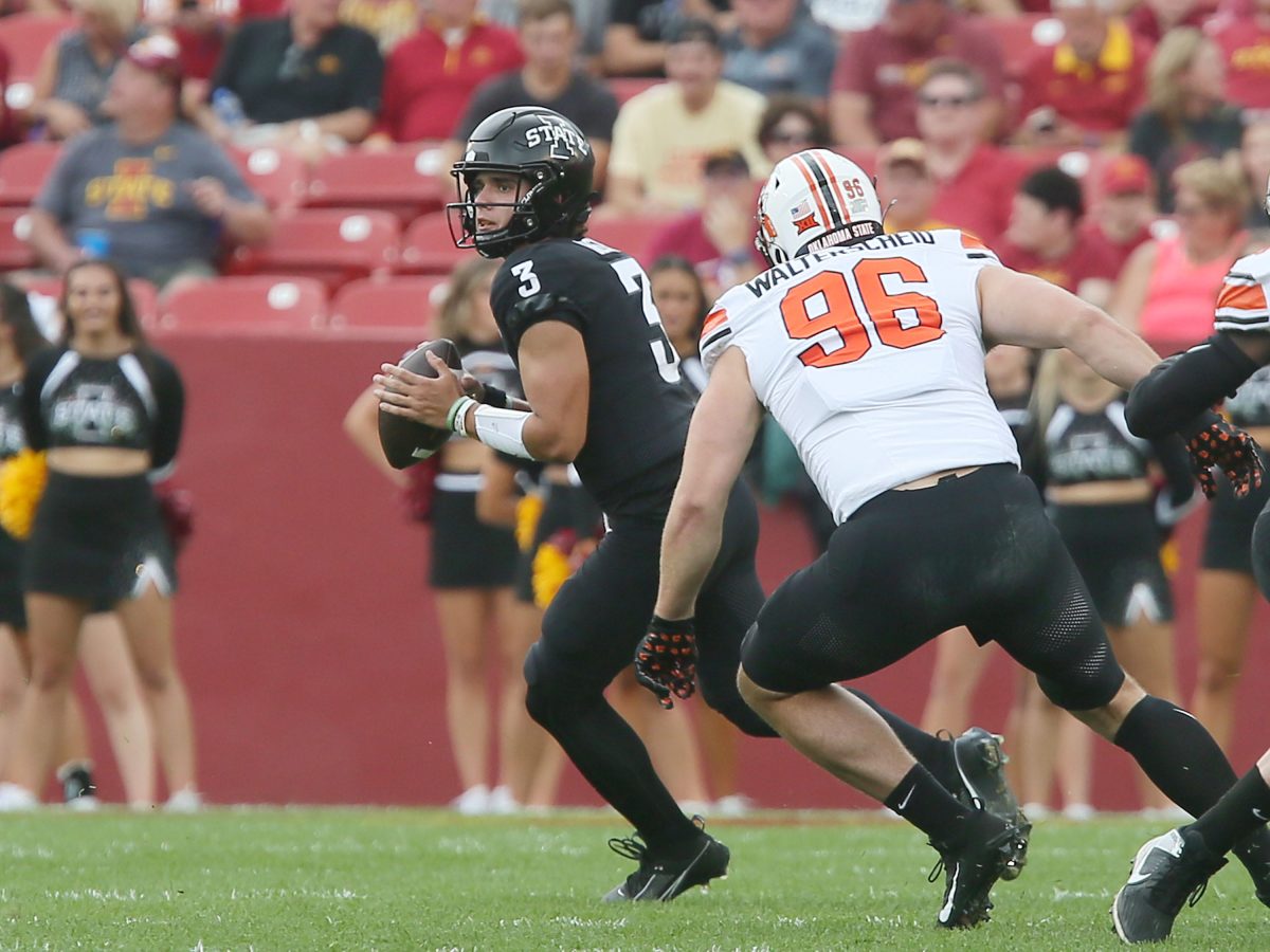 LET THE BALL RIP: Rocco Becht’s career day fuels ISU in 34-27 win over ...