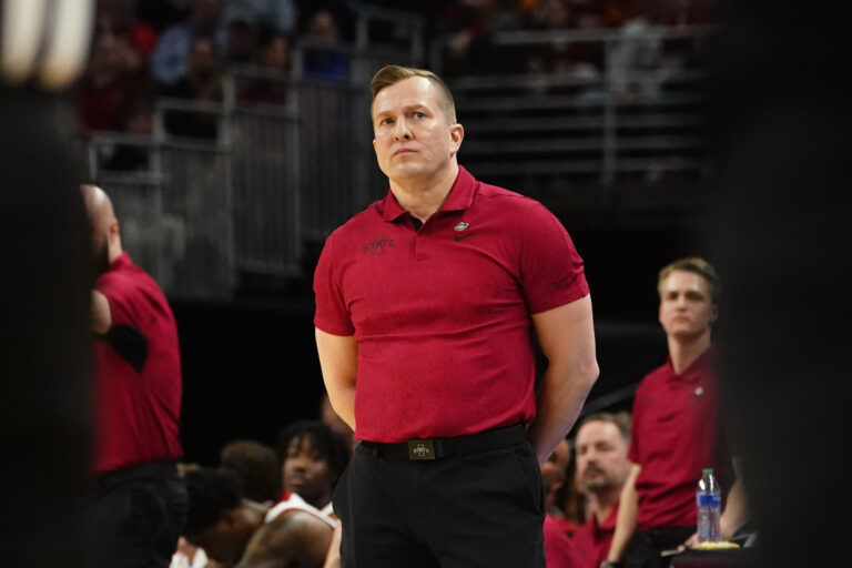 Watch T.J. Otzelberger, Killyan Toure and Milan Momcilovic after Syracuse win
