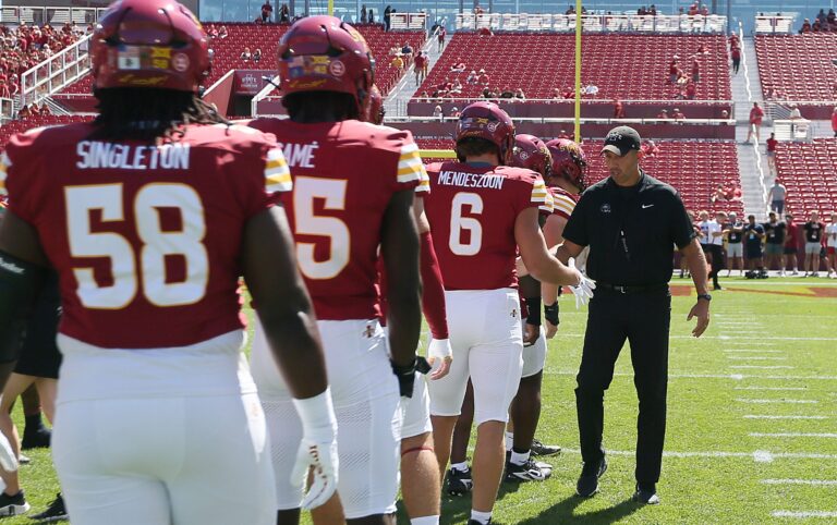 Iowa State survives third-down struggles, snuffs out North Dakota, 21-3, in season opener