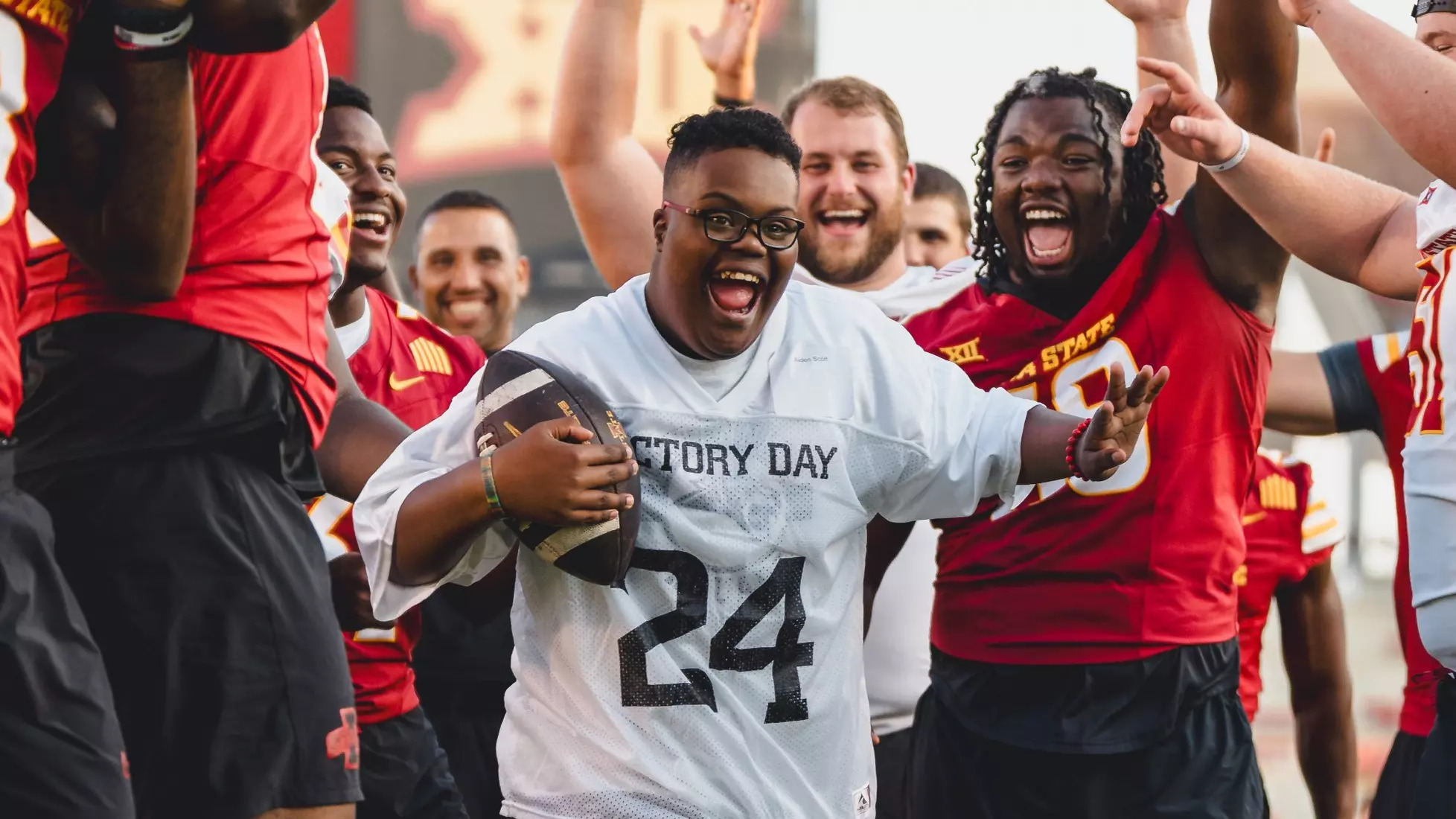 cyclonefanatic.com