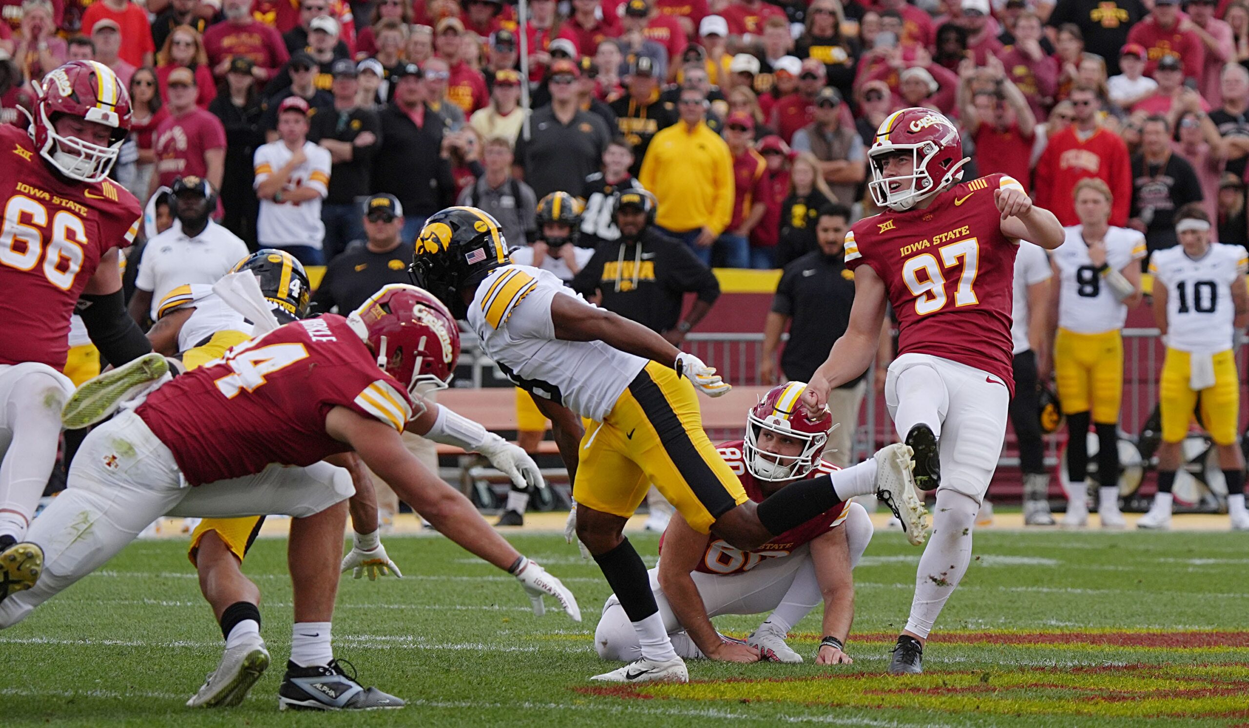 cyclonefanatic.com