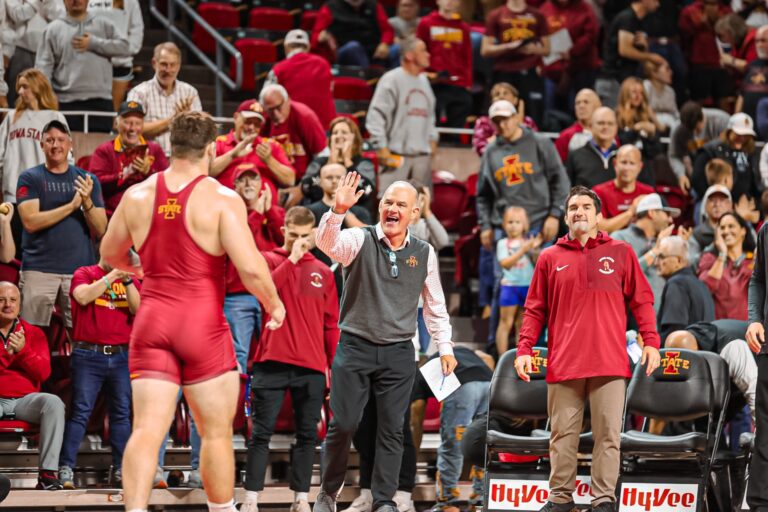 No. 6 Iowa State Piles Up Bonus Points in 37–3 Win Over Nebraska-Kearney in Home Opener